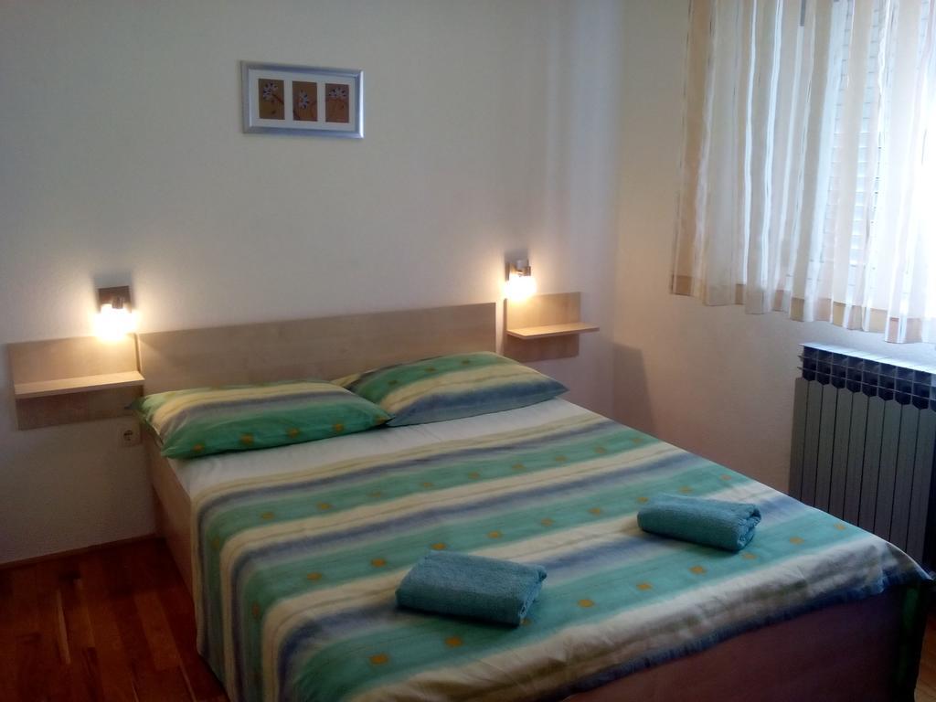 Apartment Petra Baška Voda Zewnętrze zdjęcie