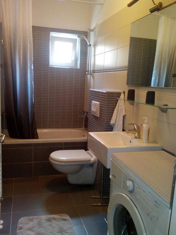 Apartment Petra Baška Voda Zewnętrze zdjęcie
