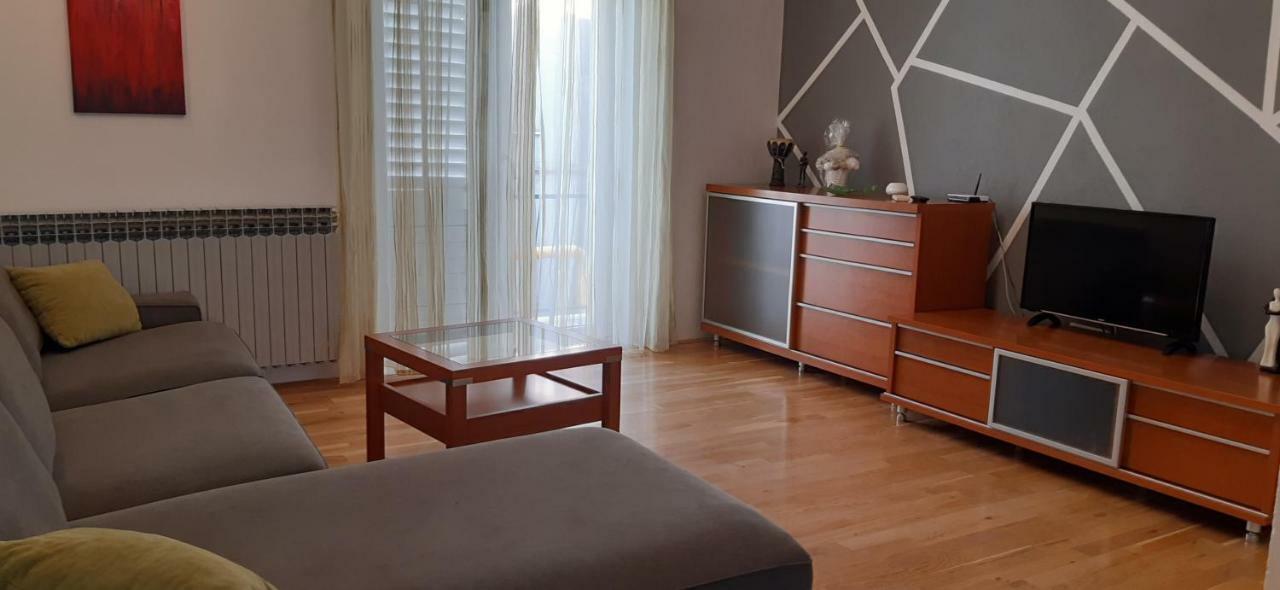 Apartment Petra Baška Voda Zewnętrze zdjęcie