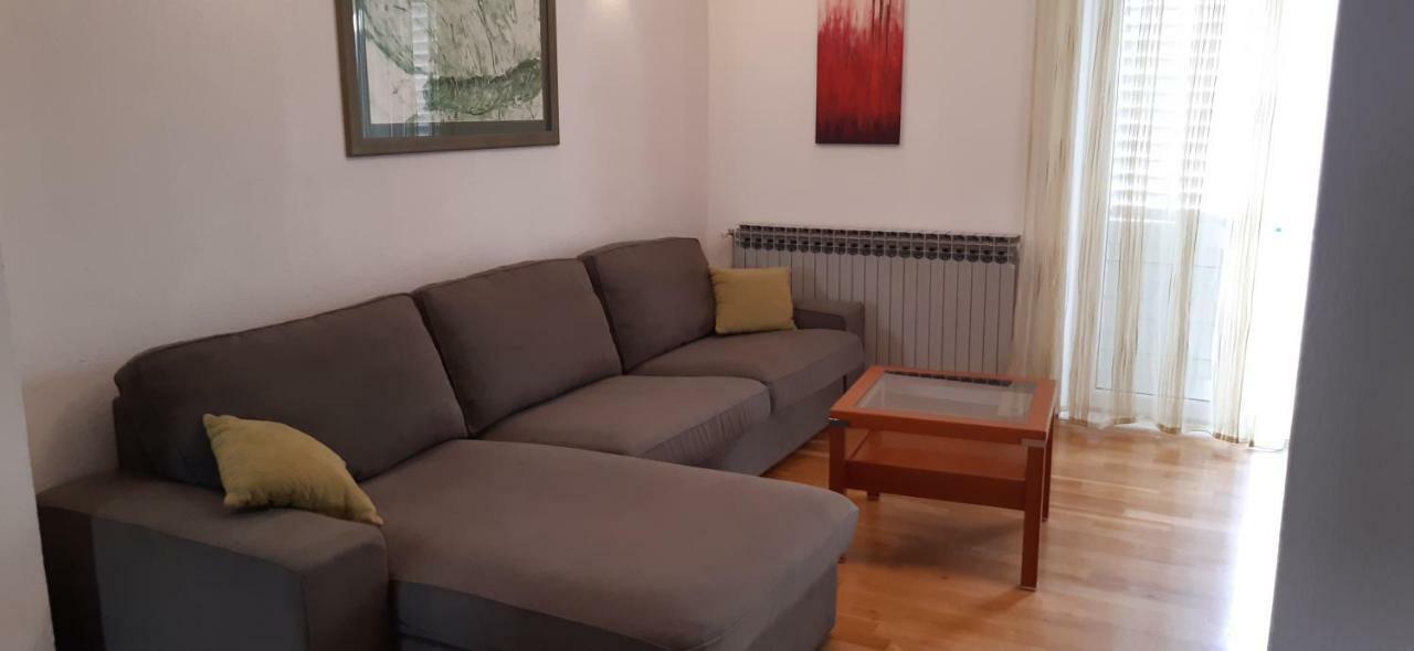 Apartment Petra Baška Voda Zewnętrze zdjęcie